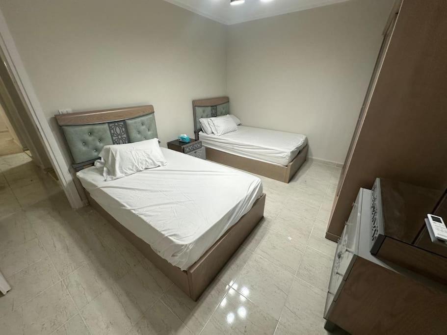 Modern Comforts Await! Spacious 2br 2bath W Free Wifi Stylish Furniture Apartment *