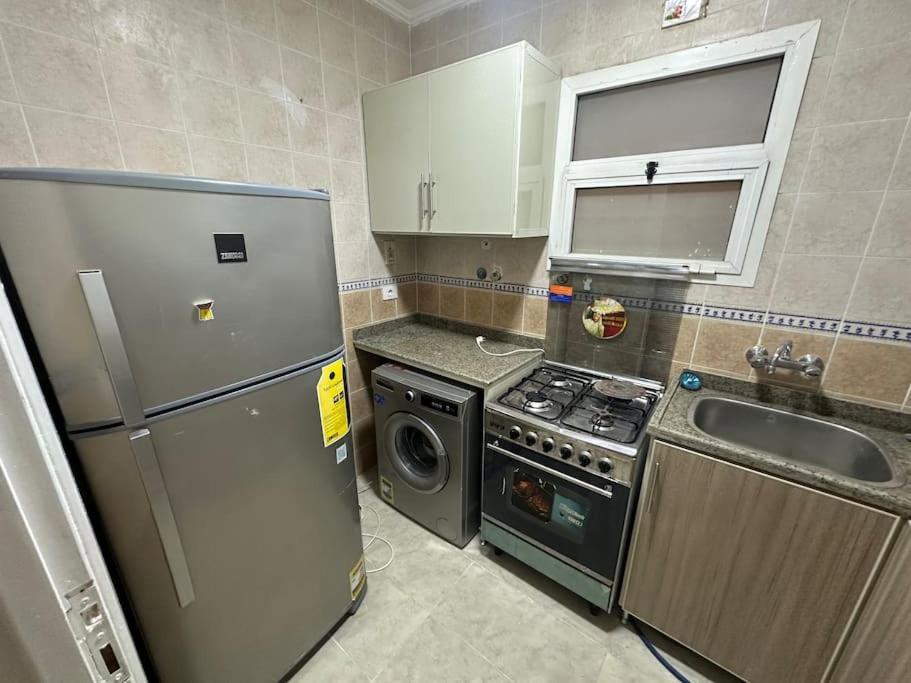 Modern Comforts Await! Spacious 2br 2bath W Free Wifi Stylish Furniture Apartment *